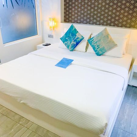 Velana Beach Hotel Maldives Maafushi Zewnętrze zdjęcie