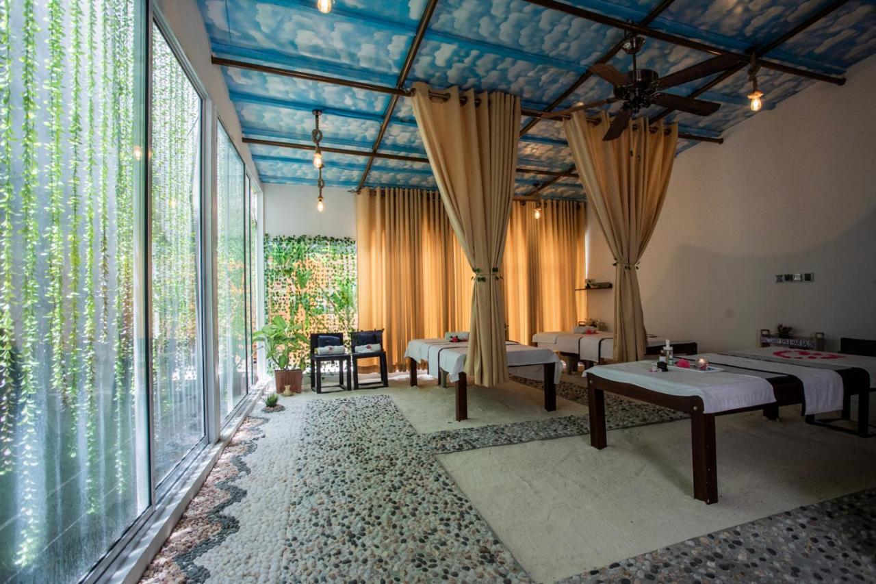 Velana Beach Hotel Maldives Maafushi Zewnętrze zdjęcie