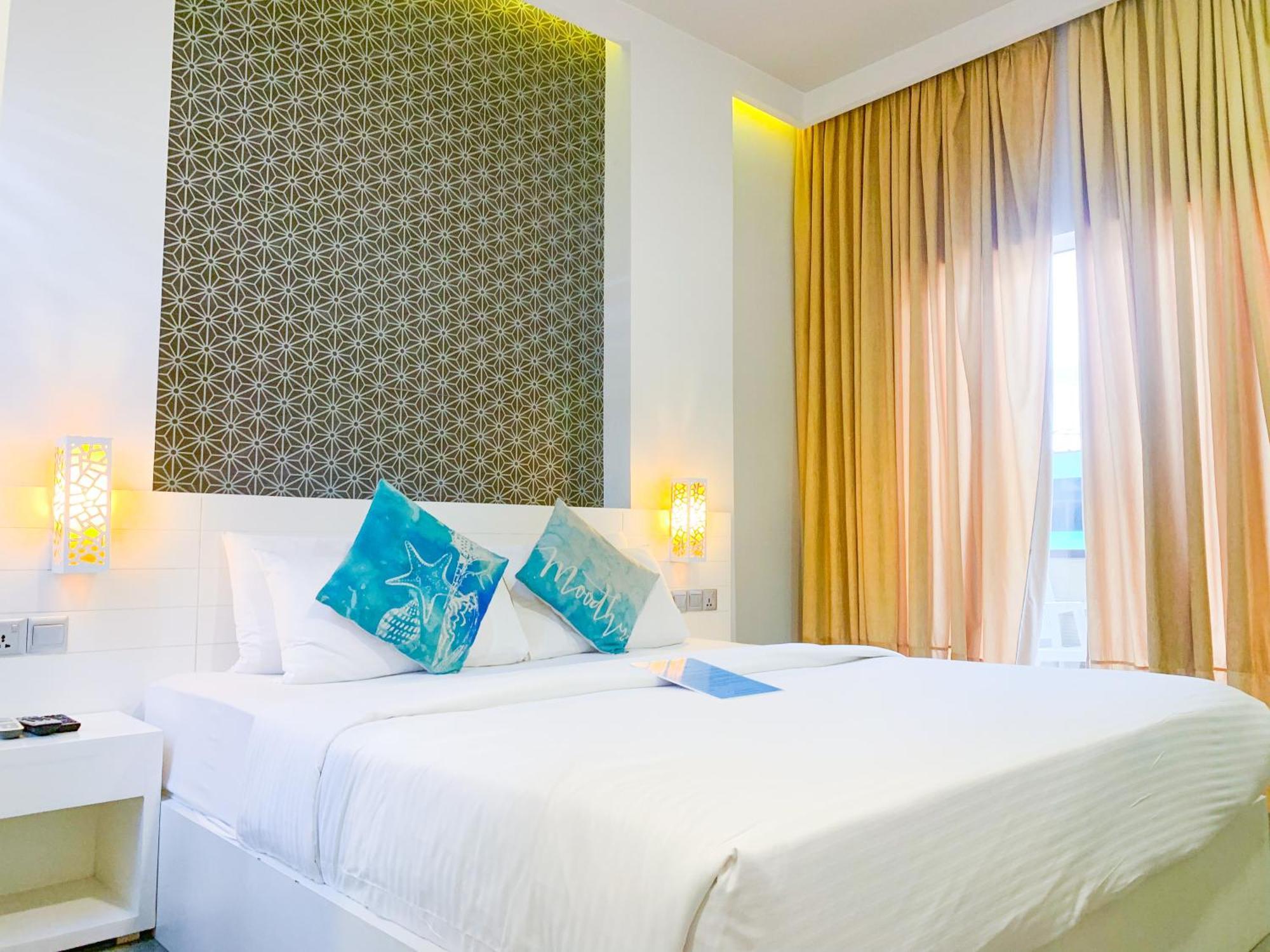 Velana Beach Hotel Maldives Maafushi Zewnętrze zdjęcie