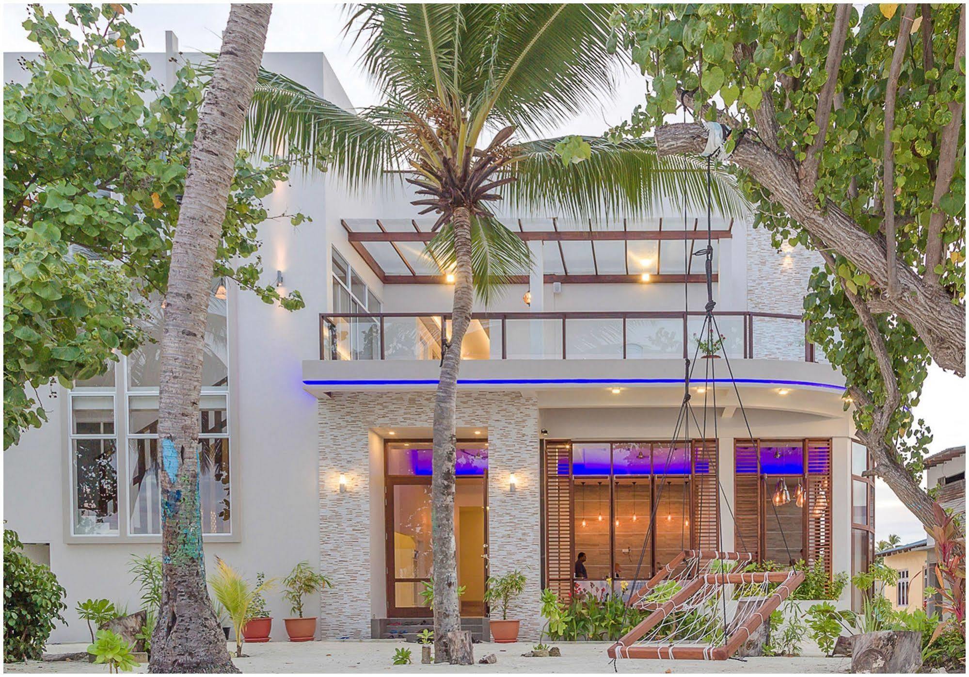 Velana Beach Hotel Maldives Maafushi Zewnętrze zdjęcie